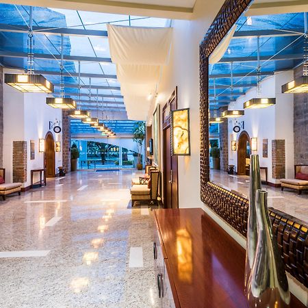 Holiday Inn Express Quito By Ihg Екстер'єр фото