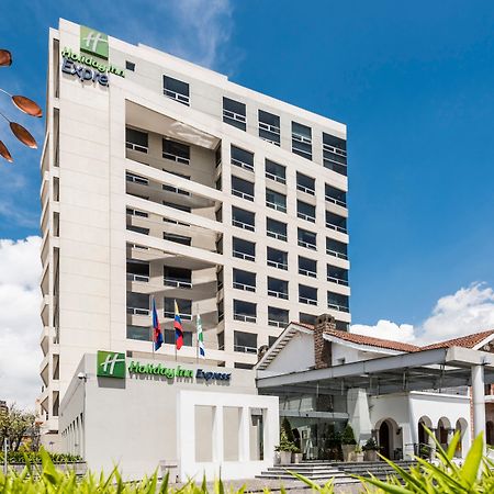 Holiday Inn Express Quito By Ihg Екстер'єр фото