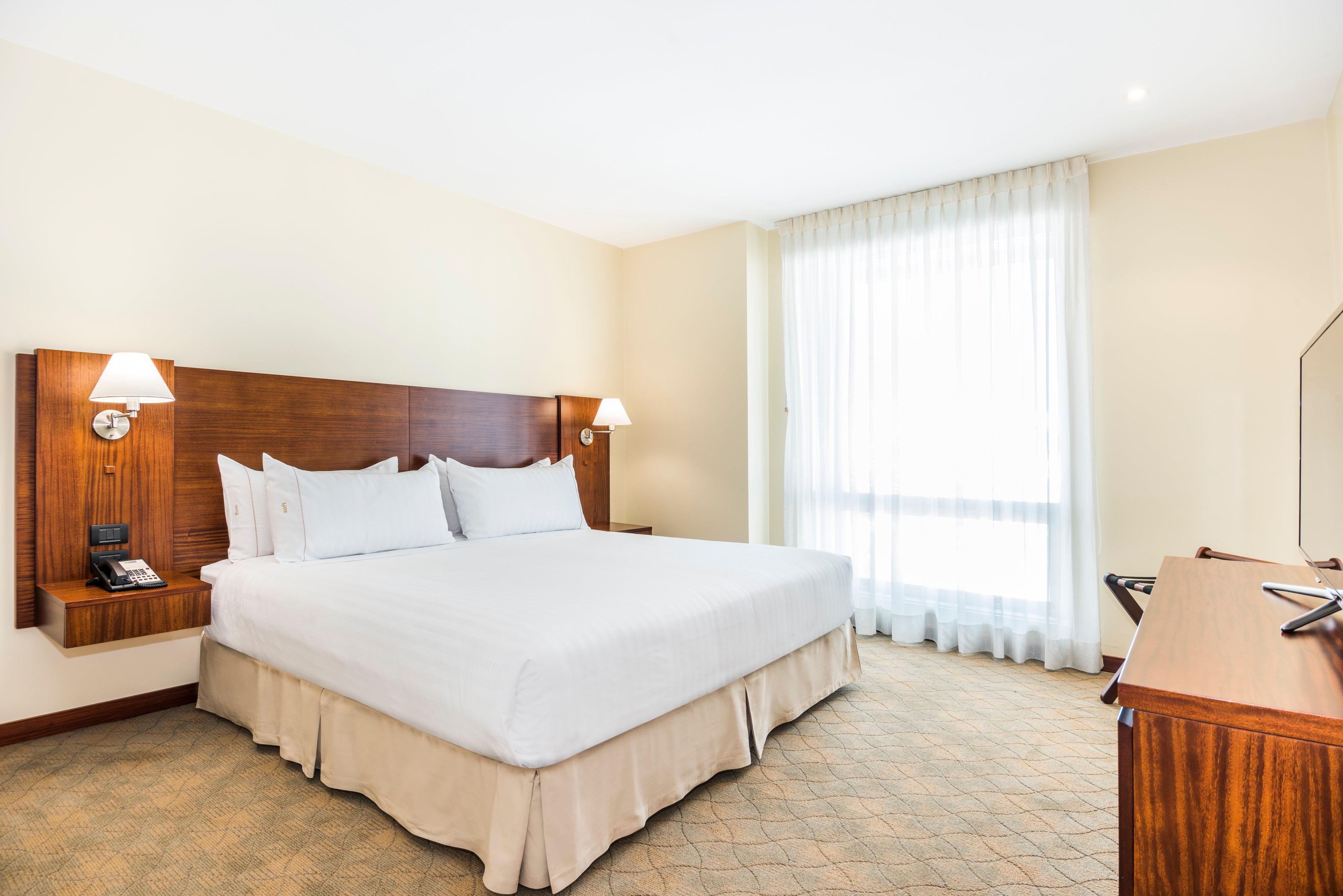Holiday Inn Express Quito By Ihg Екстер'єр фото