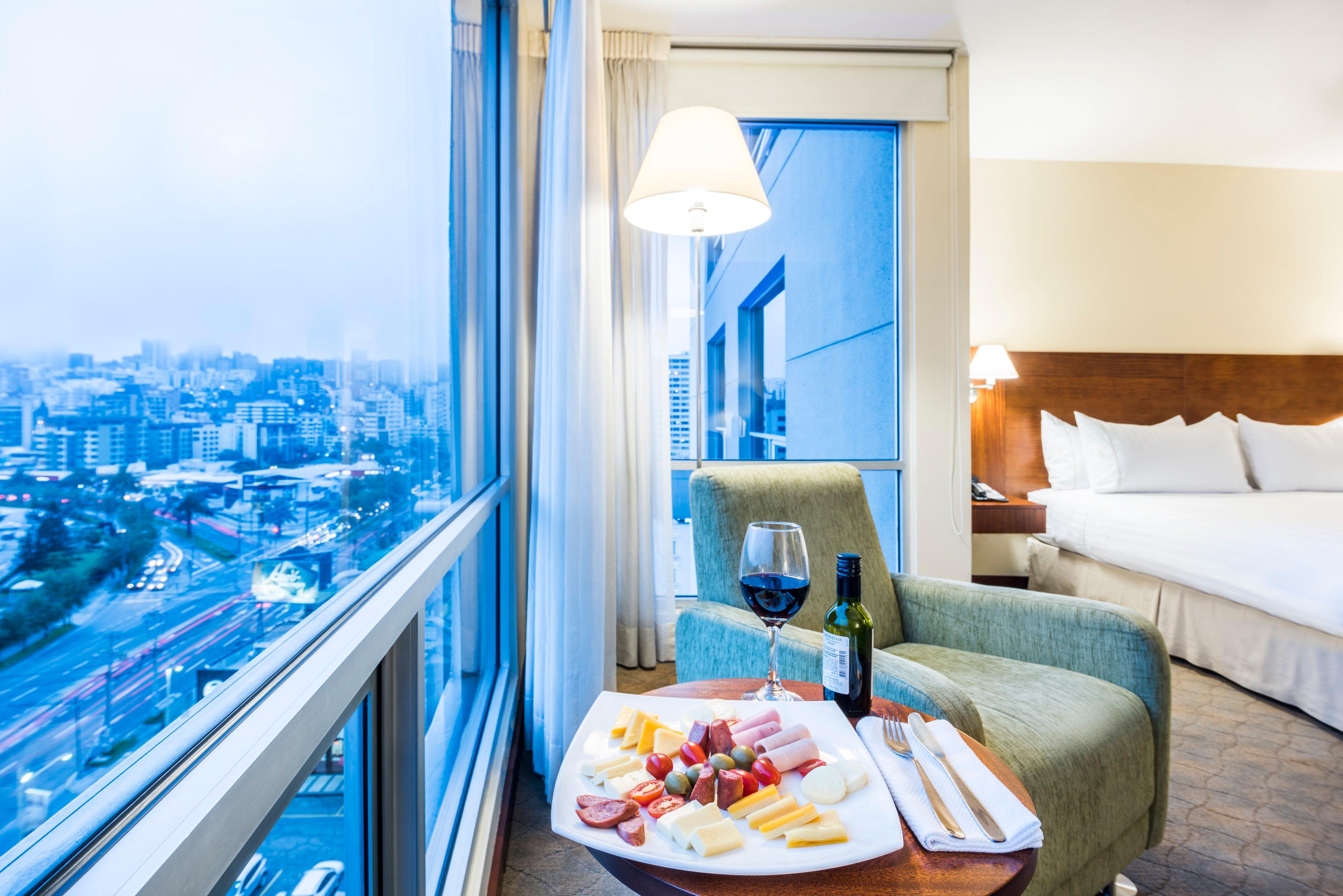 Holiday Inn Express Quito By Ihg Екстер'єр фото