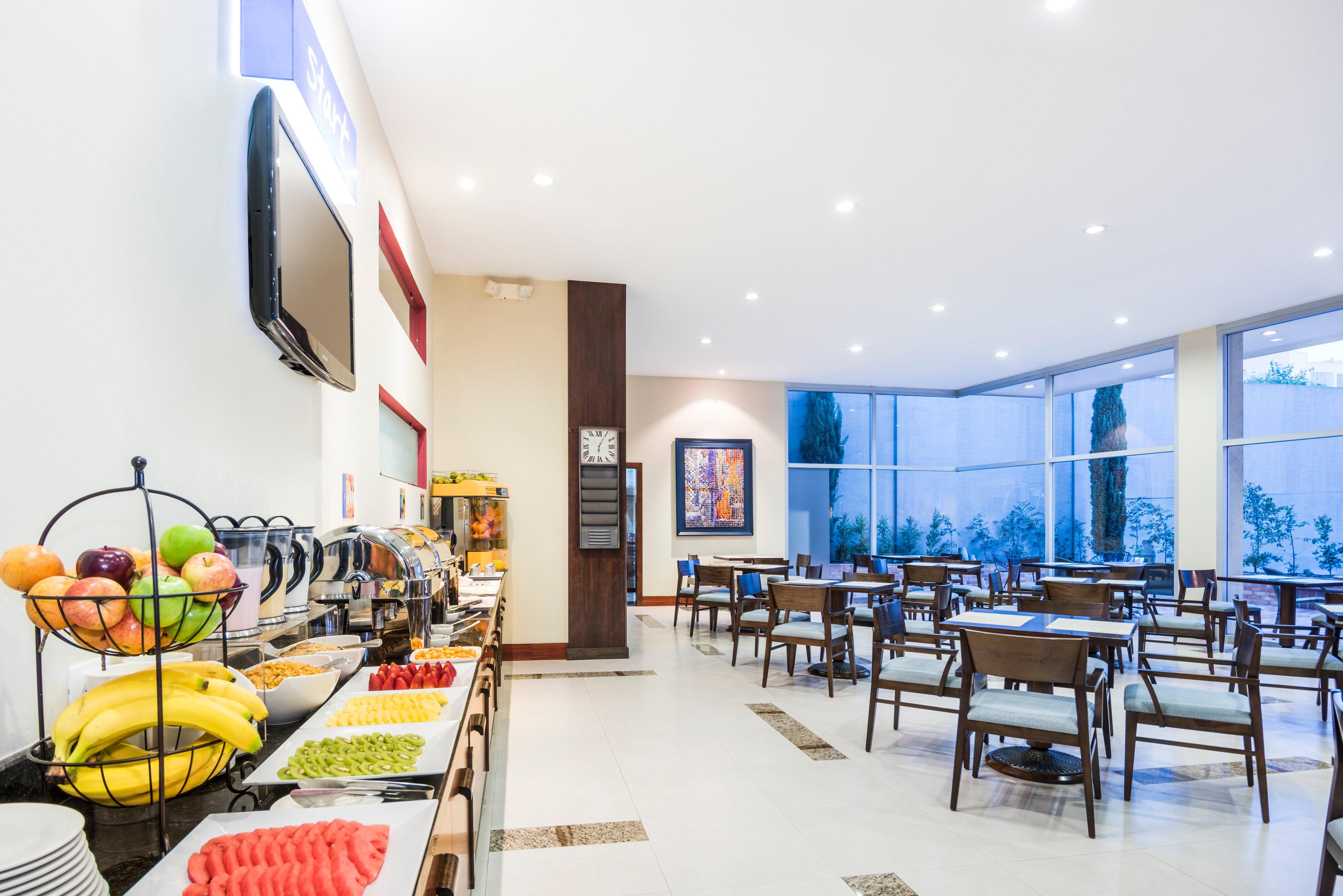 Holiday Inn Express Quito By Ihg Екстер'єр фото