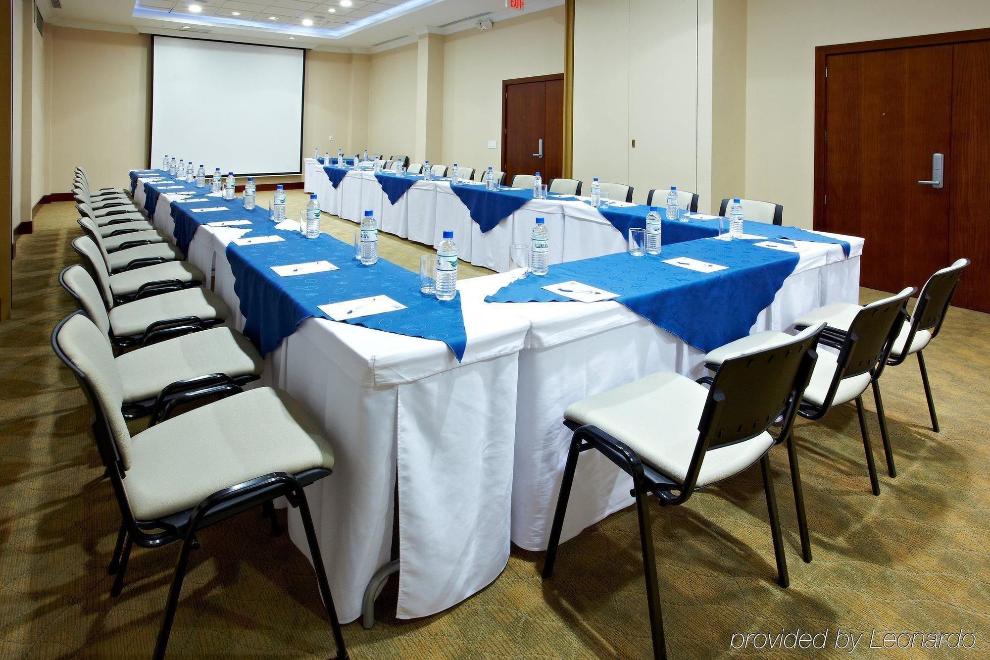 Holiday Inn Express Quito By Ihg Зручності фото