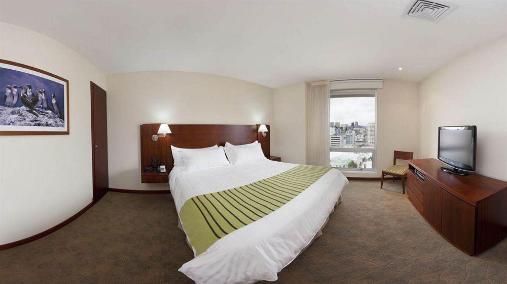 Holiday Inn Express Quito By Ihg Екстер'єр фото